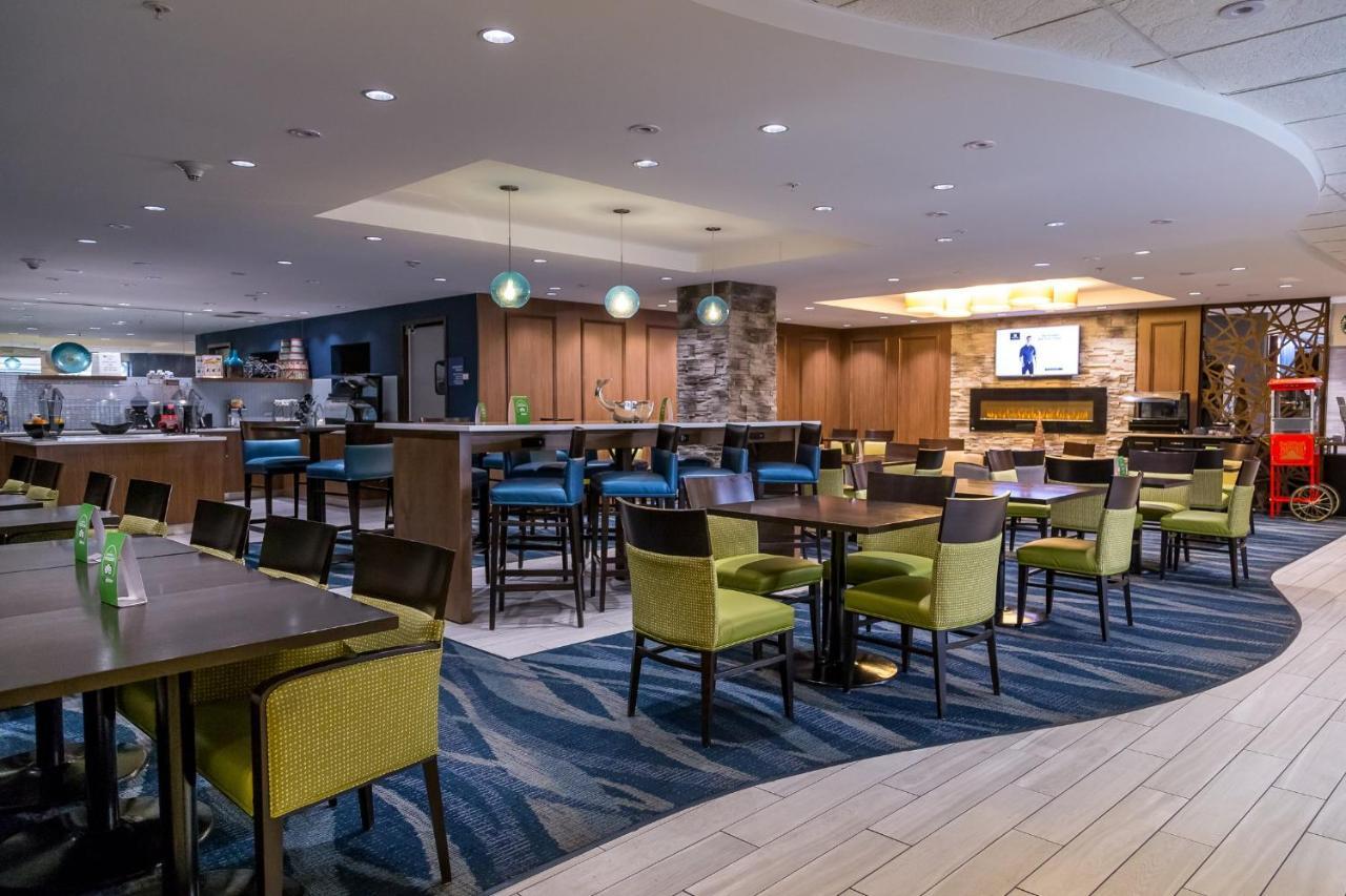 Holiday Inn & Suites Syracuse Airport - Liverpool By Ihg Exterior photo
