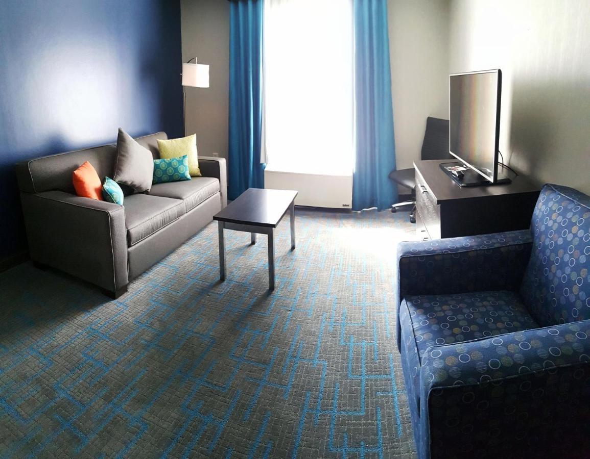 Holiday Inn & Suites Syracuse Airport - Liverpool By Ihg Exterior photo